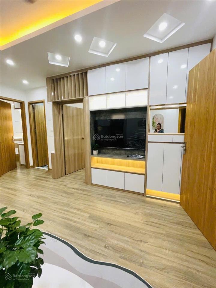 Chủ nhà cắt lỗ gần 1 tỷ  cần bán gấp  căn 2 phòng ngủ toà hh1 linh đàm, full nội thất, giá 1.850