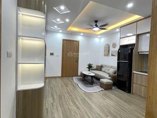 Chủ nhà cắt lỗ gần 1 tỷ  cần bán gấp  căn 2 phòng ngủ toà hh1 linh đàm, full nội thất, giá 1.850
