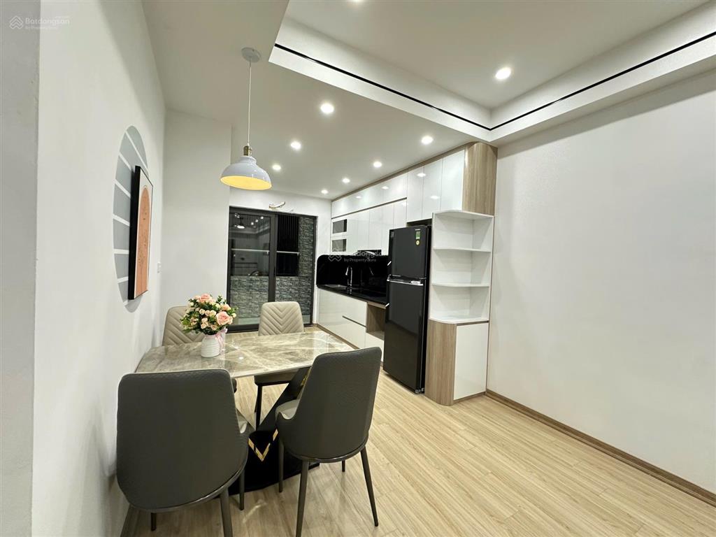 Cắt lỗ gần 2tỷ căn 71m2 2pn 2 vệ sinh toà hh1 linh đàm, full nội thất, giá thuê 8tr, giá bán 2.42tỷ