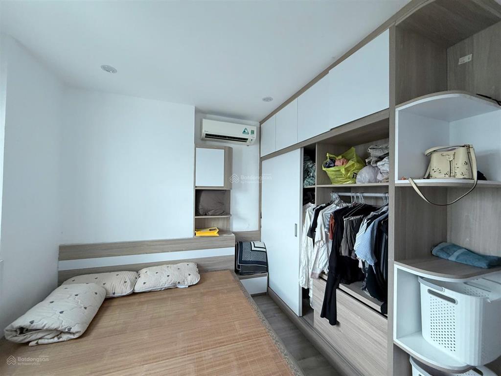 Cắt lỗ hơn 1tỷ căn 76m2 3pn 2 vệ sinh tòa hh4 linh đàm, full nội thất, giá thuê 10tr, giá bán 3tỷ