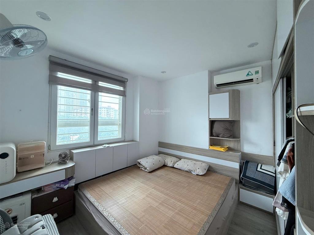 Cắt lỗ hơn 1tỷ căn 76m2 3pn 2 vệ sinh tòa hh4 linh đàm, full nội thất, giá thuê 10tr, giá bán 3tỷ