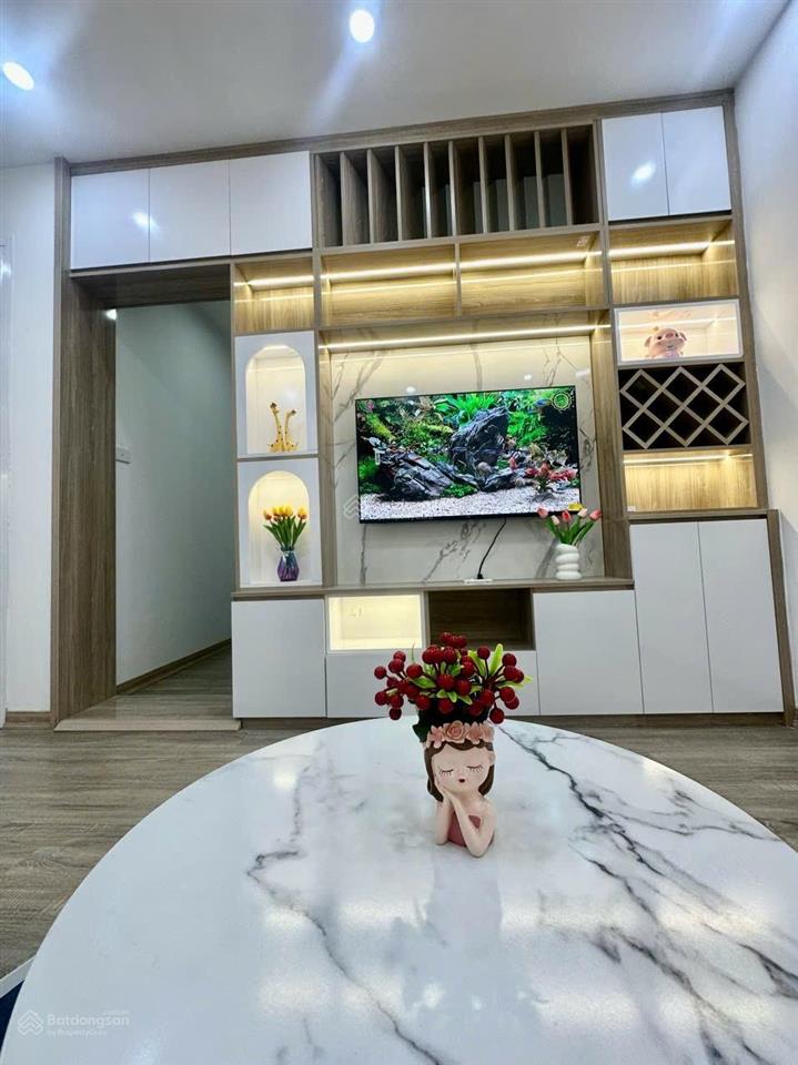 Cắt lỗ 1tỷ căn 46m2 2pn 1 vệ sinh toà hh3 linh đàm, full nội thất moi, giá thuê 7tr, giá bán 1.38tỷ