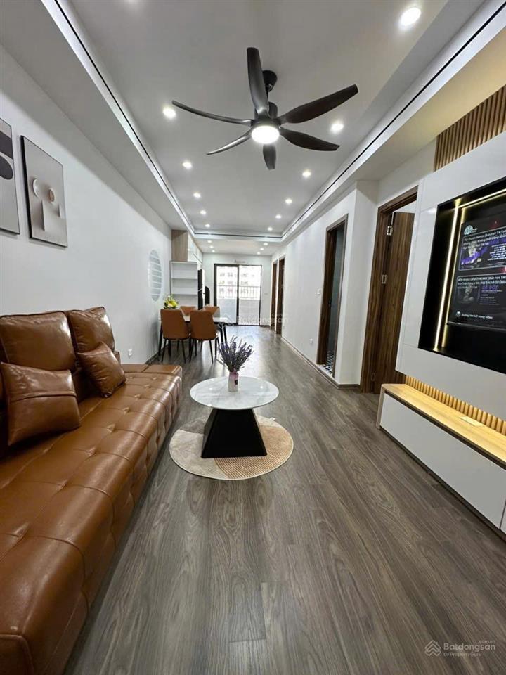 Bán lỗ căn 72m2 tầng 19 3pn 2 vệ sinh toà hh3 linh đàm, full nội thất, giá thuê 8tr, giá bán 3tỷ