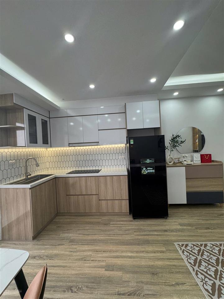 Cắt lỗ 2tỷ căn 76m2 view ho 3pn 2 vệ sinh toà hh3 linh đàm, full nội thất, giá thuê 10tr, giá 2.5tỷ