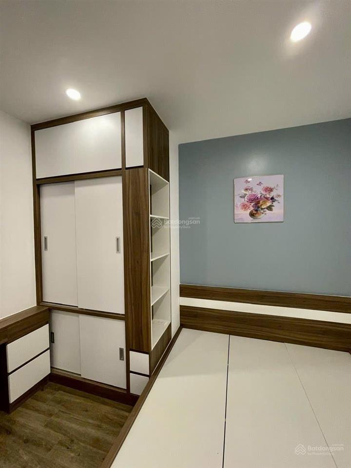 Cắt lỗ gần 2tỷ căn 67m2 2pn 2 vệ sinh toà hh1 linh đàm, full nội thất, giá thuê 8tr, giá bán 2tỷ