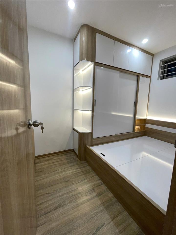 Cắt lỗ hơn 1tỷ căn 46m2 2pn 1 vệ sinh toà hh1 linh đàm, full nội thất, giá thuê 7tr, giá bán 1.55tỷ