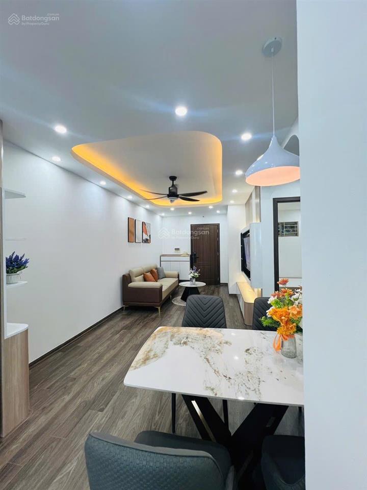 Cắt lỗ hơn 2 tỷ căn 67m view hồ 2pn 2vs tòa hh3 linh đàm, full nội thất, giá thuê 8tr, giá 2.4 tỷ