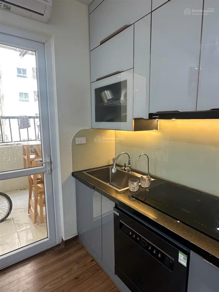 Cắt lỗ gần 2tỷ căn 46m2 2pn 1 vệ sinh toà hh4 linh đàm, full nội thất, giá thuê 7tr, giá bán 1.5tỷ