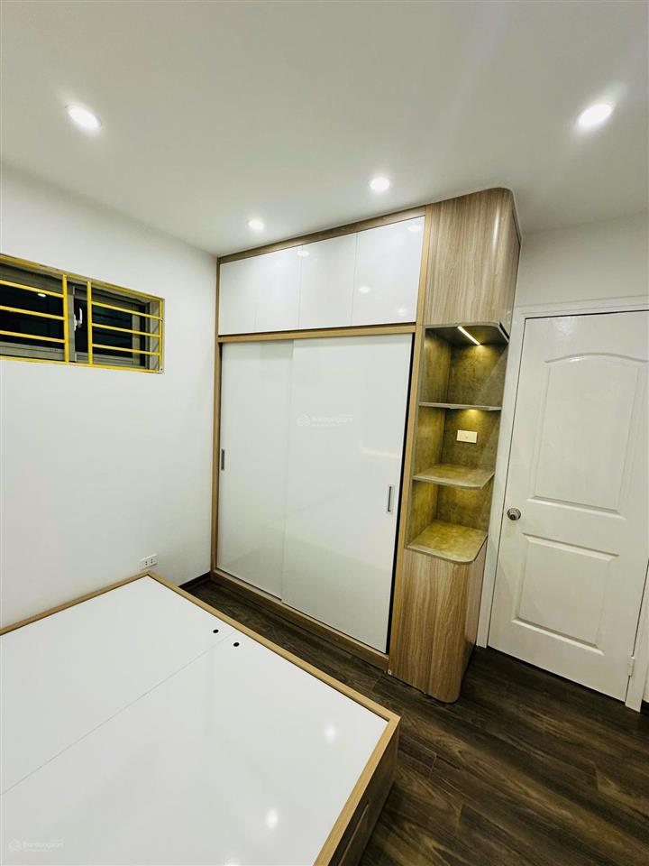Cắt lỗ hơn 2tỷ căn 46m2 2pn 1 vệ sinh toà hh4 linh đàm, full nội thất, giá thuê 7tr, giá bán 1.5tỷ