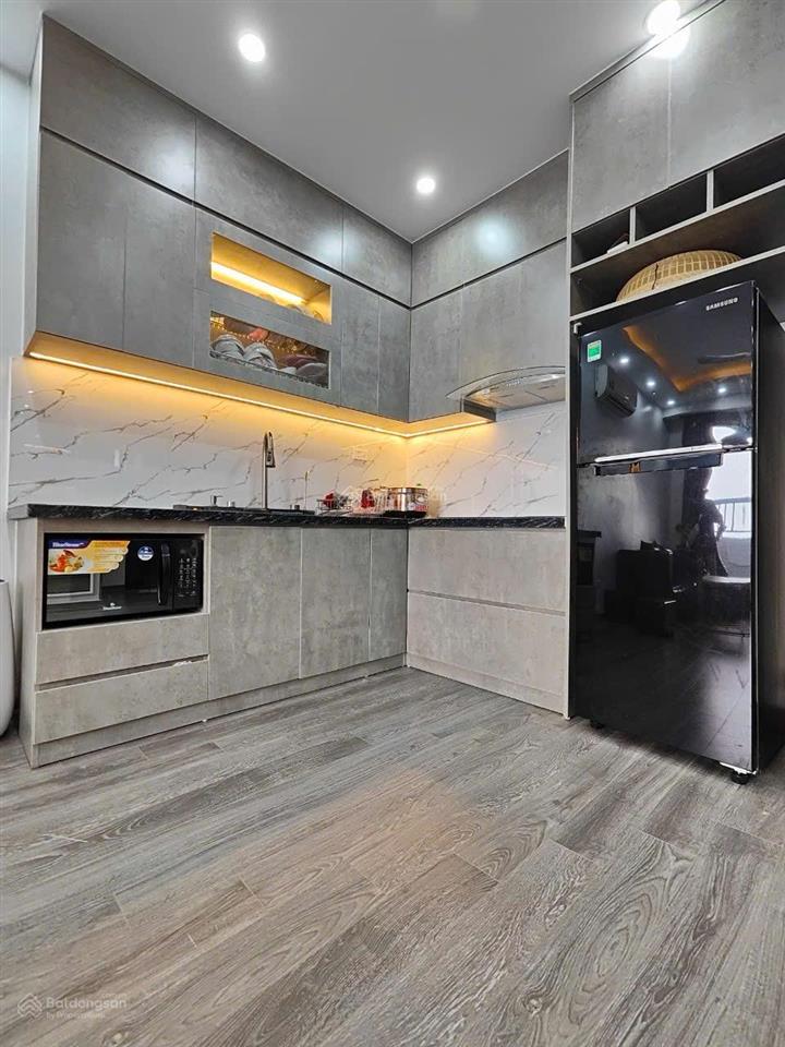 Cắt lỗ hơn 2tỷ căn 76m2 3pn 2 vệ sinh toà hh4 linh đàm, full nội thất, giá thuê 11tr, giá bán 2.9tỷ