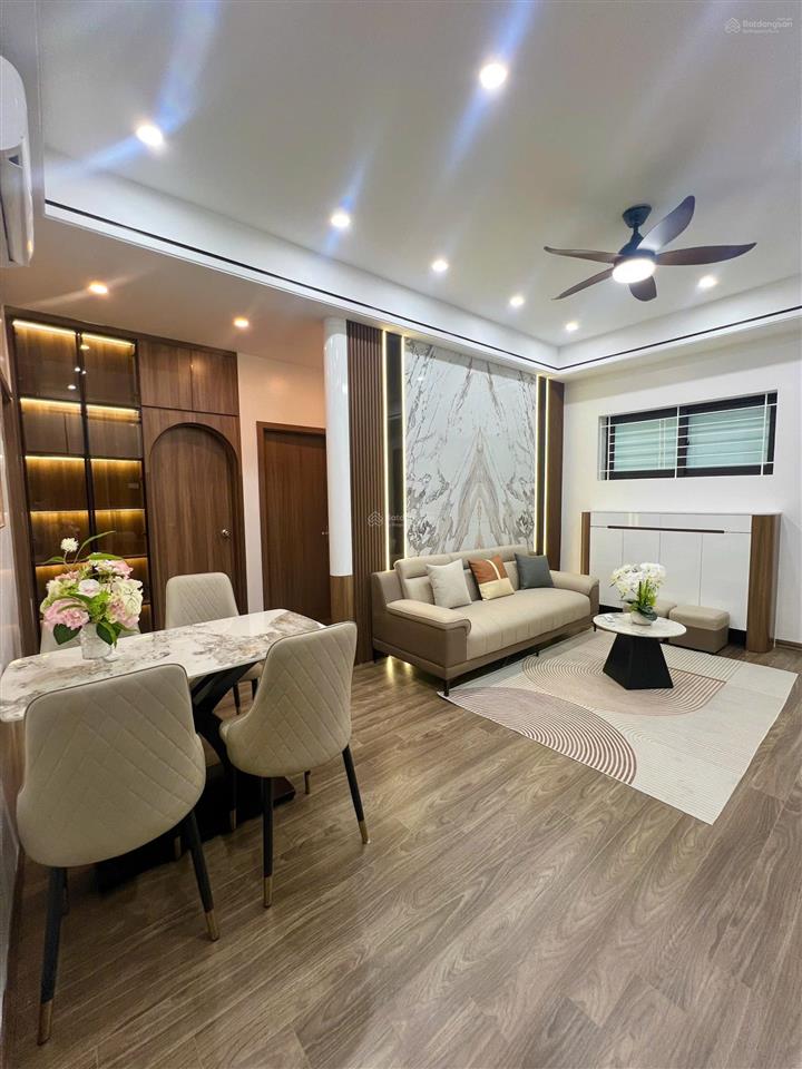 Cắt lỗ 2tỷ căn 83m2 3pn 2vệ sinh toà ct2 linh đàm, full nội thất mới, giá bán 4.2 tỷ