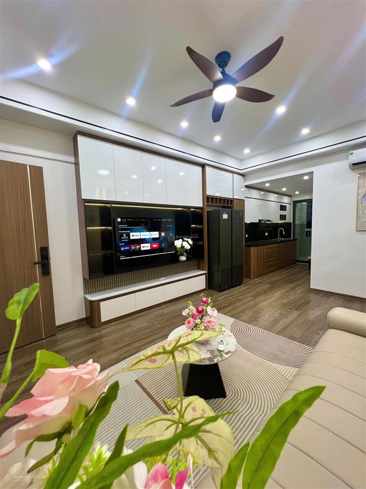 Cắt lỗ 2tỷ căn 83m2 3pn 2vệ sinh toà ct2 linh đàm, full nội thất mới, giá bán 4.2 tỷ