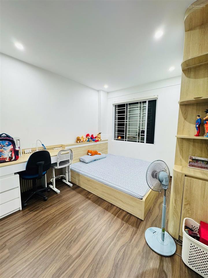 Cắt lỗ 2 tỷ căn 76m 3 phòng ngủ 2 vệ sinh tòa nơ3 linh đàm, full nội thất, giá thuê 8tr, giá 5.4 tỷ