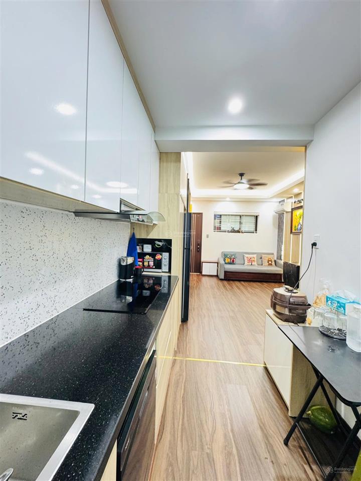 Cắt lỗ 2 tỷ căn 76m 3 phòng ngủ 2 vệ sinh tòa nơ3 linh đàm, full nội thất, giá thuê 8tr, giá 5.4 tỷ