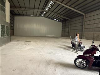 Cho thuê kho gần 700m2 thanh trì hà nội, cont, khung zamil