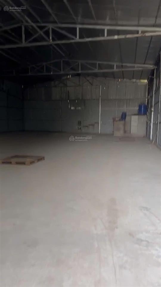 Cho thuê kho 350m2 có điện 3fa, ngọc hồi thanh trì, xe 10 tấn