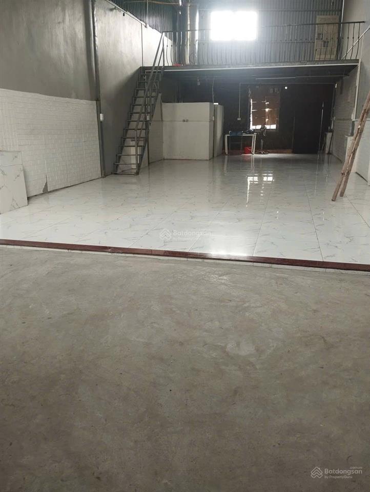 Cho thuê kho 350m2 có điện 3fa, ngọc hồi thanh trì, xe 10 tấn