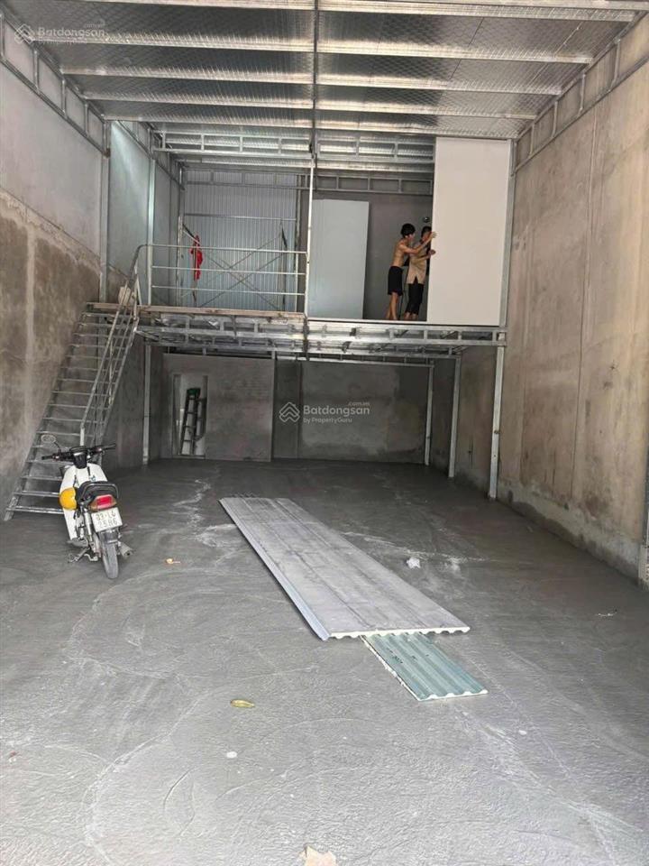 Cho thuê kho 350m2 có điện 3fa, ngọc hồi thanh trì, xe 10 tấn