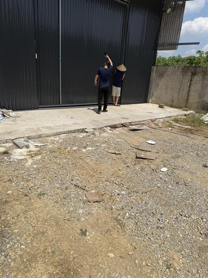 Cho thuê kho 700m thanh trì, cont đỗ cửa