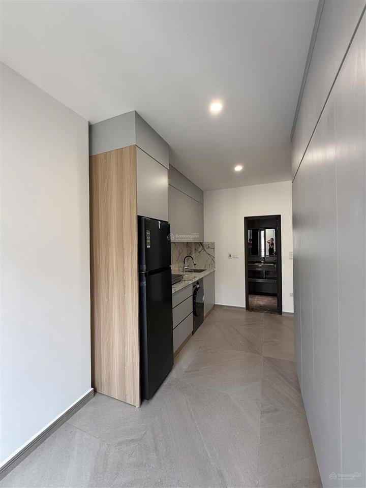 Chính chủ cho thuê cc mini 1pn, 1wc, 50m2 tại ngõ 69, phố phùng chí kiên, 8 triệu