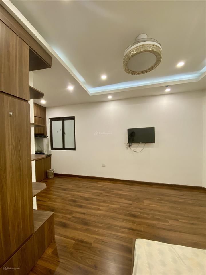 Cho thuê chung cư mini 1pn, 28m2, giá siêu hời 4,8 triệu tại trần thái tông, cầu giấy, hà nội