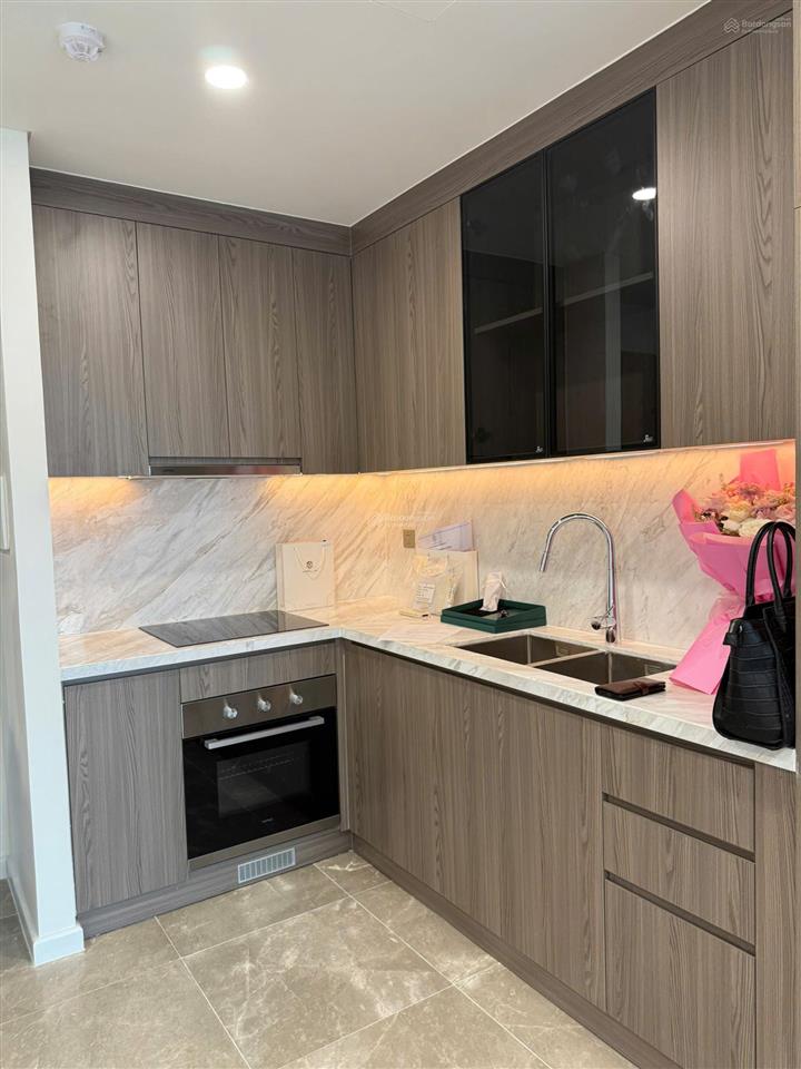 Cho thuê căn 2n+1 (2vs) 70m2, full nội thất liền tường, mpdv 36 tháng giá thuê 12tr