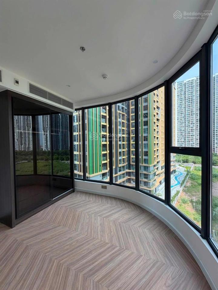 Cho thuê căn 2n2vs 56m2 a2 lumiere evergreen, full nội thất cao cấp cđt. giá thuê 10tr5