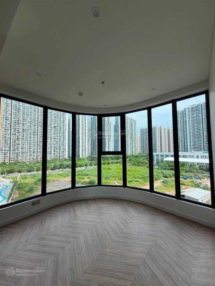 Cho thuê căn 2n2vs 56m2 a2 lumiere evergreen, full nội thất cao cấp cđt. giá thuê 10tr5