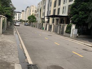 Bán shophouse k3 tt2 khu đô thị starlake tây hồ tây