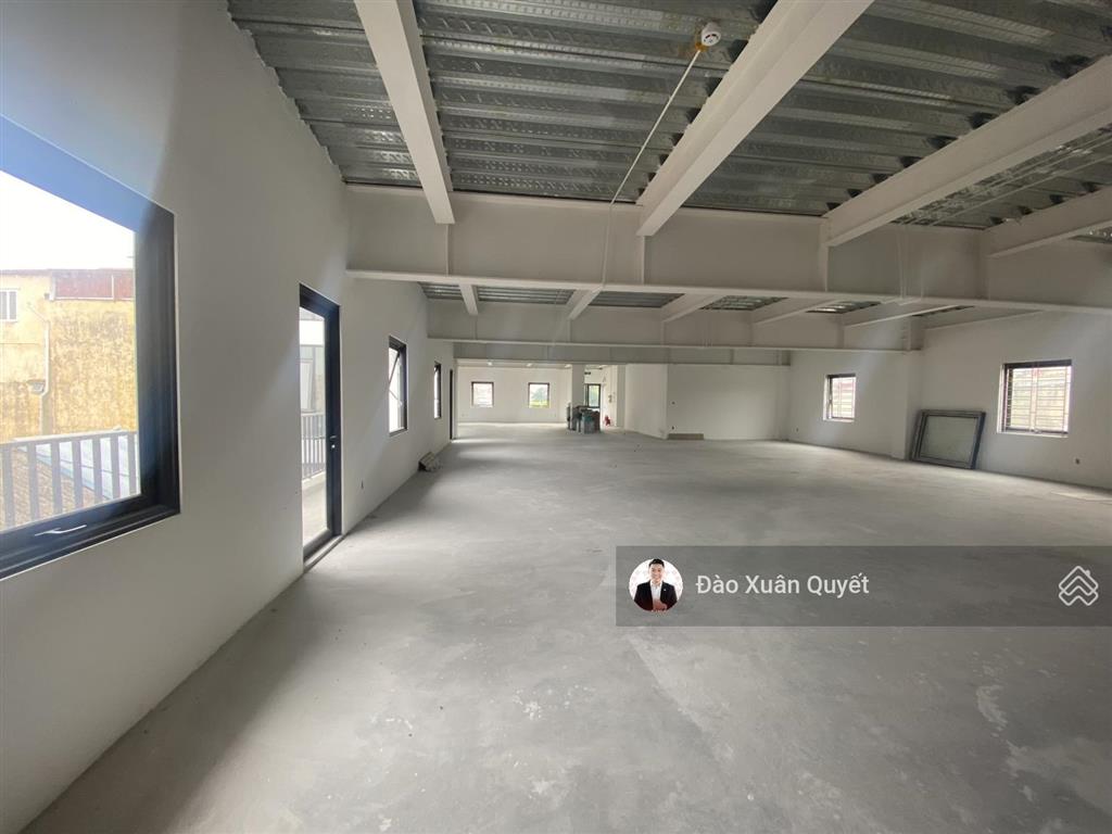 Văn phòngcho thuê trung tâm thành phố 150m2 hoạt động ngay. giá chỉ 15 triêu/tháng. bao phí dịch vụ