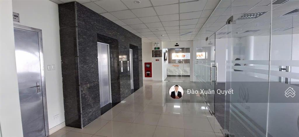 Cho thuê mặt bằng văn phòng lê hồng phong diện tích 135 m² bàn giao ngay
