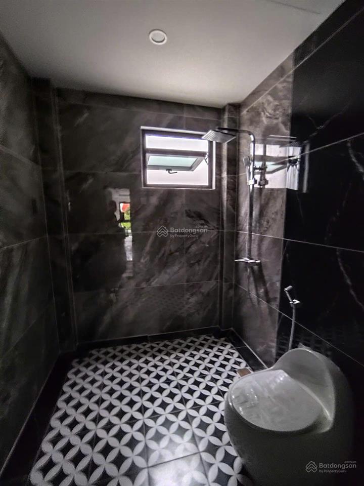 Mặt tiền đinh tiên hoàng tân định | 4x17m | trệt + 3 lầu + sân thượng