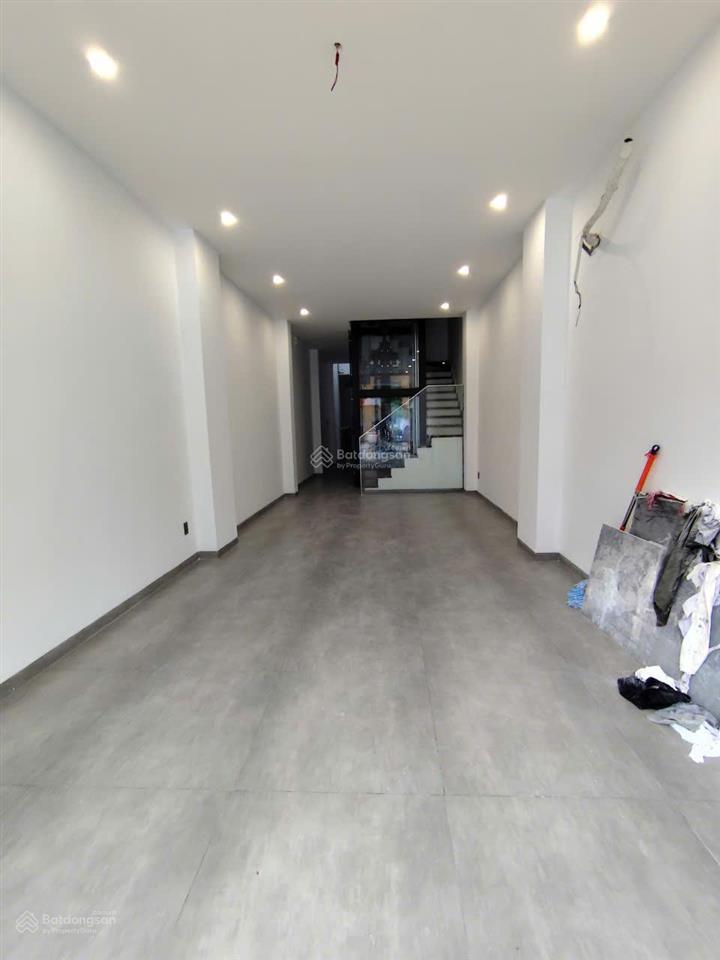 Mặt tiền đinh tiên hoàng tân định | 4x17m | trệt + 3 lầu + sân thượng