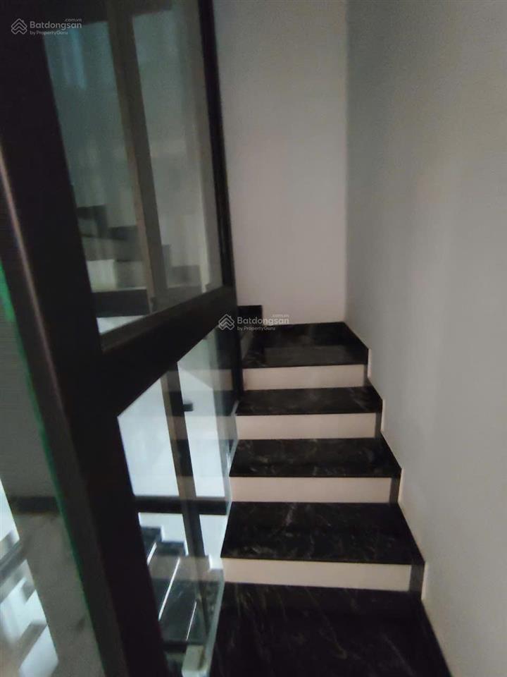 Mặt tiền đinh tiên hoàng tân định | 4x17m | trệt + 3 lầu + sân thượng