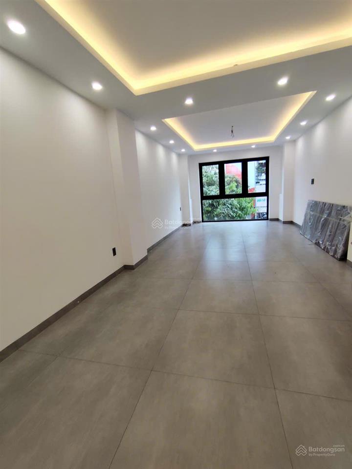 Mặt tiền đinh tiên hoàng tân định | 4x17m | trệt + 3 lầu + sân thượng