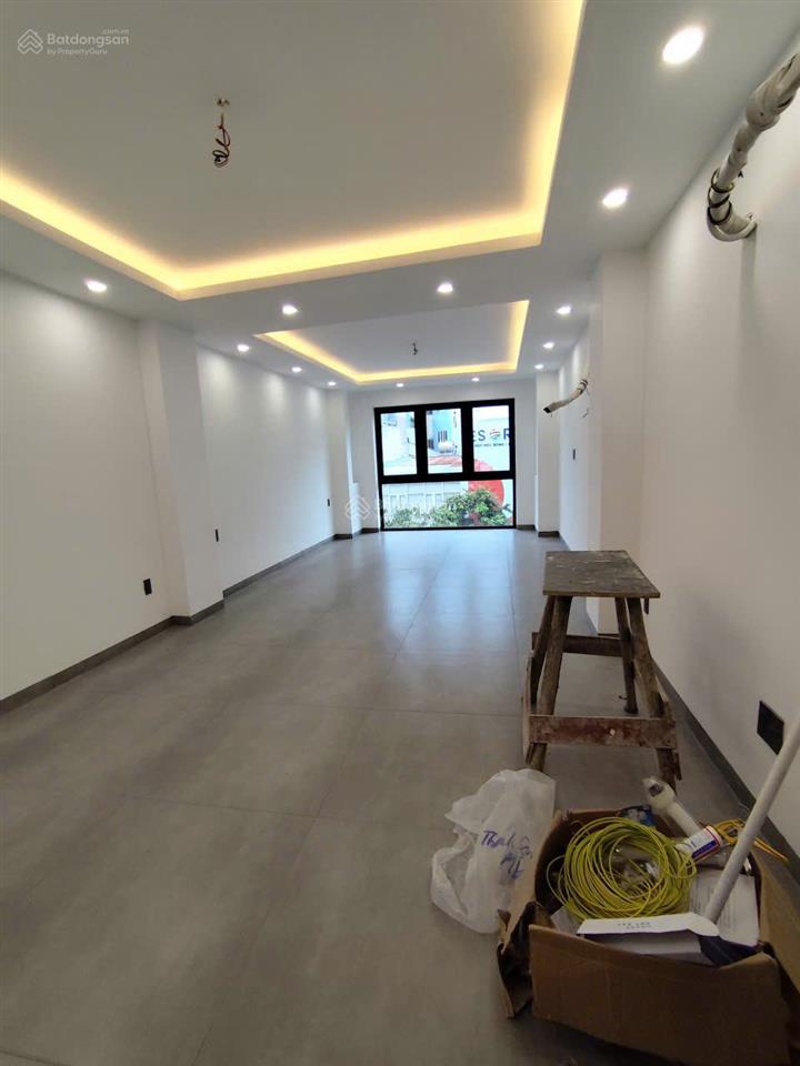 Mặt tiền đinh tiên hoàng tân định | 4x17m | trệt + 3 lầu + sân thượng