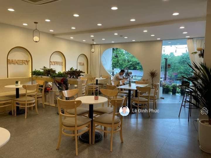 Mặt phố, vỉa hè 5m, 86m2, mặt tiền 6m, vị trí vip, kinh doanh sầm uất ngày đêm, 22.5 tỷ