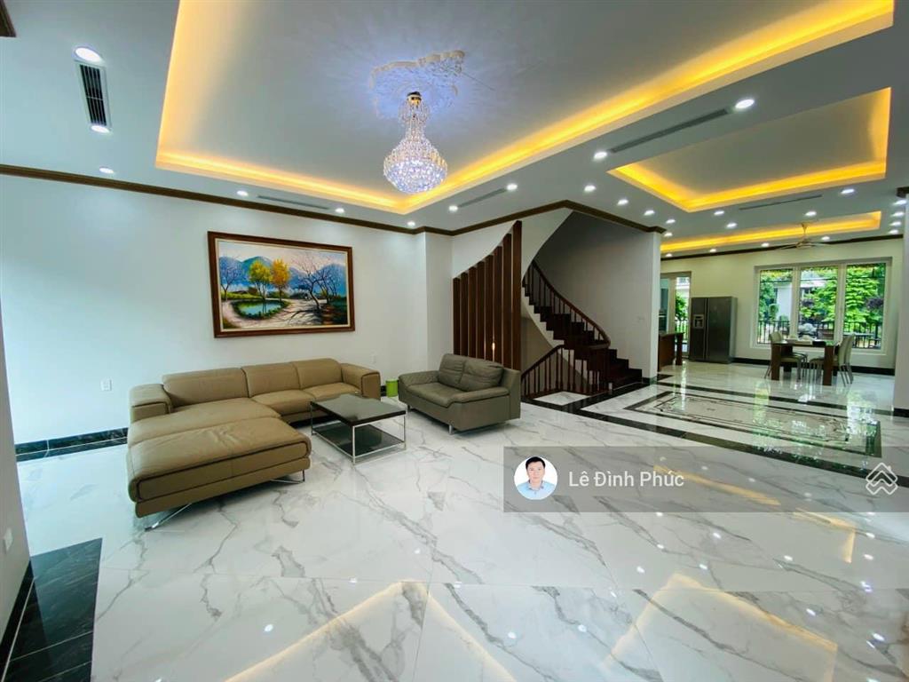 Biệt thự sân vườn, 3 mặt thoáng, 125m2x5t, thang máy xịn, full nội thất, ô tô tránh, 23.5tỷ