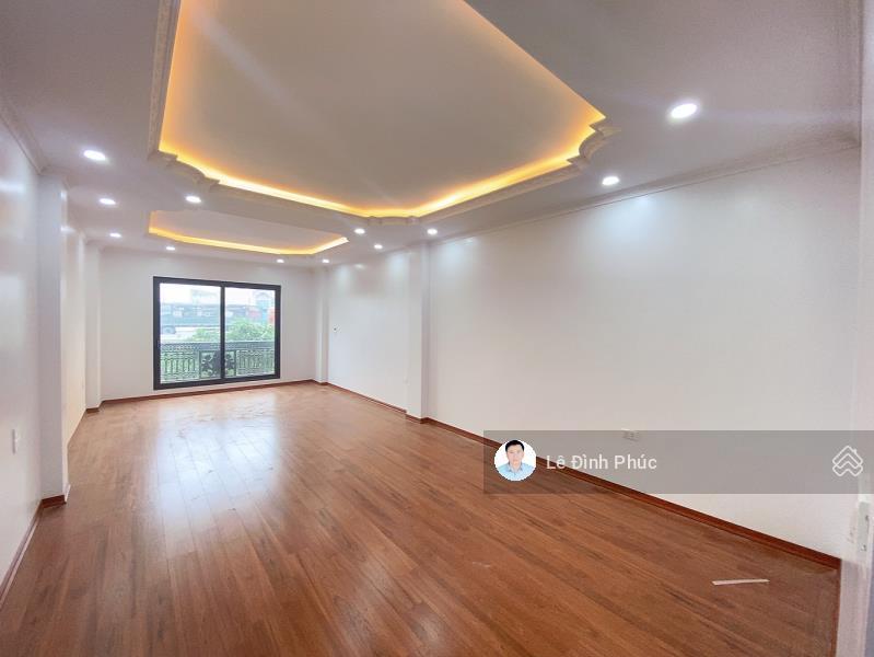 Phân lô vỉa hè, nhà mới, 56m2 x 7t, thang máy, kd sầm uất, container đỗ cửa, 19 tỷ