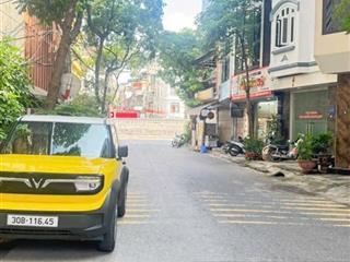 Mặt phố kinh doanh, 2 mặt tiền, 60m2x5t, mt 4m, vỉa hè rộng, nhà mới đẹp về ở ngay, 18 tỷ