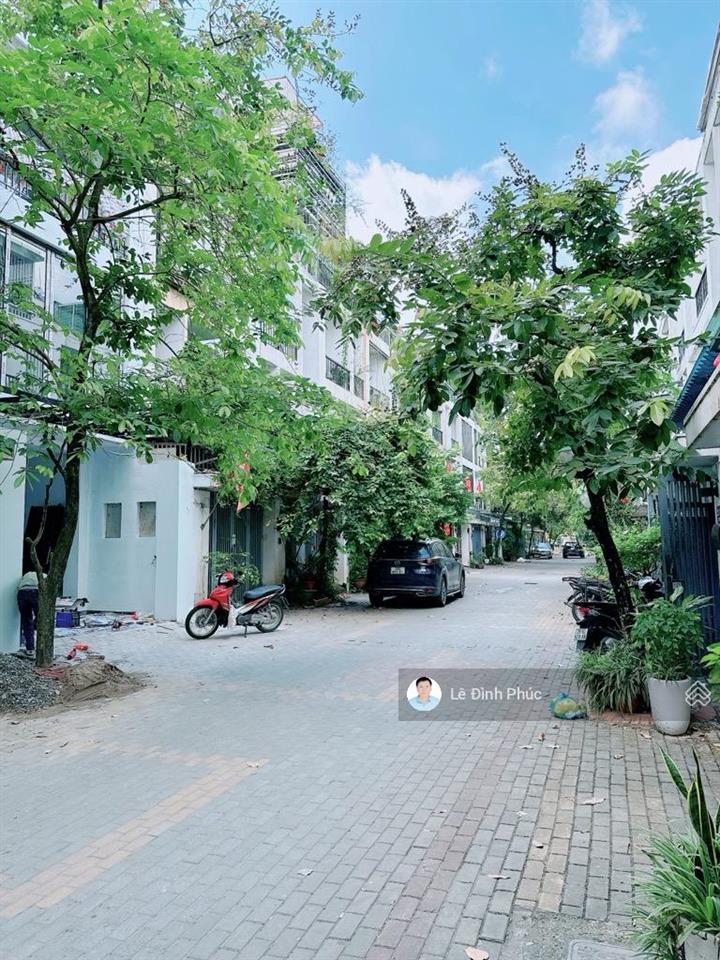 Phân lô kđt ao sào, 70 m2, mt 5m, ô tô tránh, nhà mới ở luôn, 21 tỷ