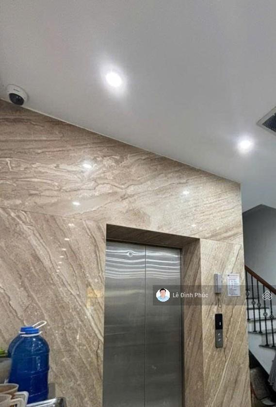 Mặt phố lò đúc, hbt, 65m2, ô tô, vỉa hè, kinh doanh tốt, 42 tỷ