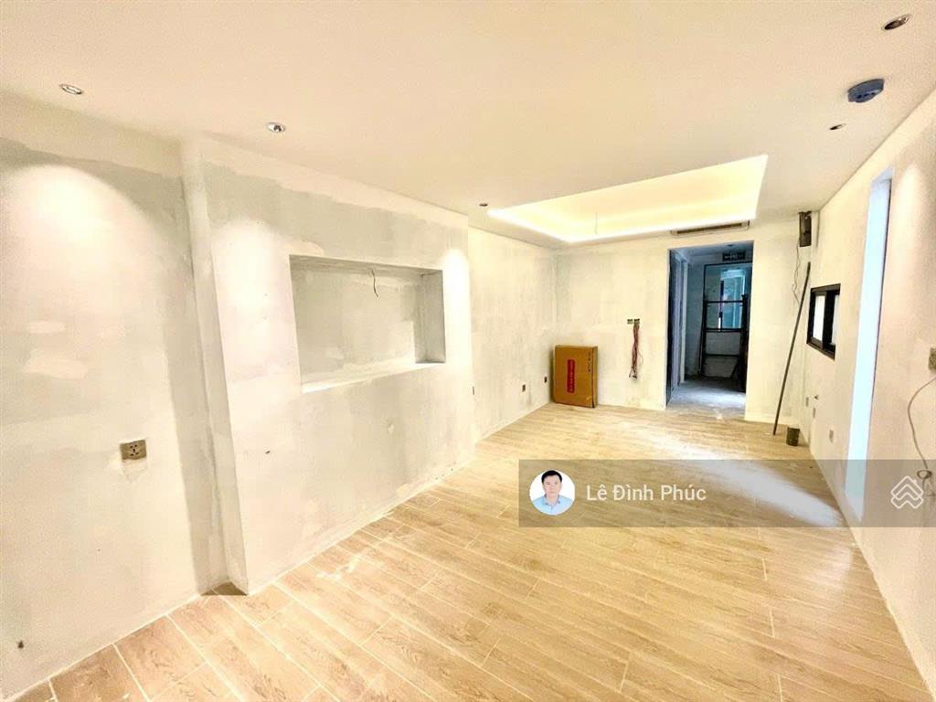 Mặt phố lò đúc, hbt, 65m2, ô tô, vỉa hè, kinh doanh tốt, 42 tỷ