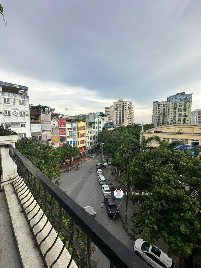 Mặt phố đền lừ 2 75 m2, 5 tầng, thang máy, vỉa hè, kinh doanh 50 triệu/tháng, hơn 40 tỷ