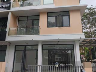 Chính chủ cần cho thuê gấp biệt thự liền kề 82 nguyễn tuân. dt 98m x 5t. giá 44 triệu