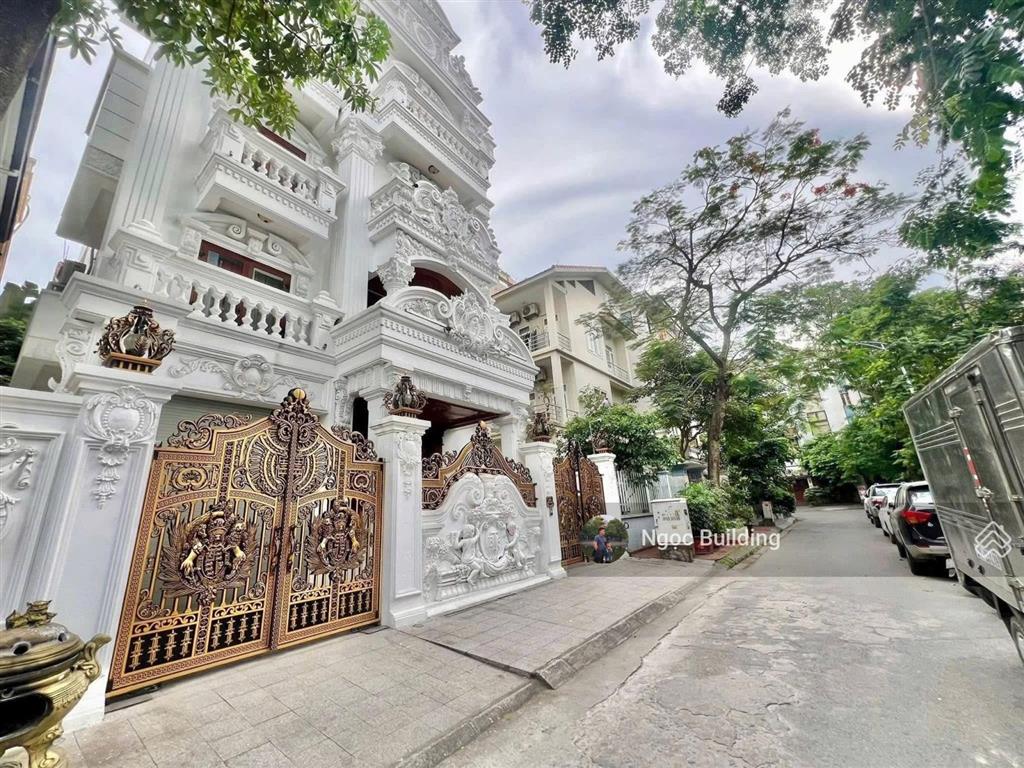 Cho thuê biệt thự trung hoà nhân chính  phường trung hòa. dt 130m x 5t. giá 50 triệu