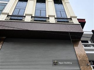 Cho thuê nhà quan hoa  nguyễn khang. dt 93m x 5,5t. giá 44 triệu