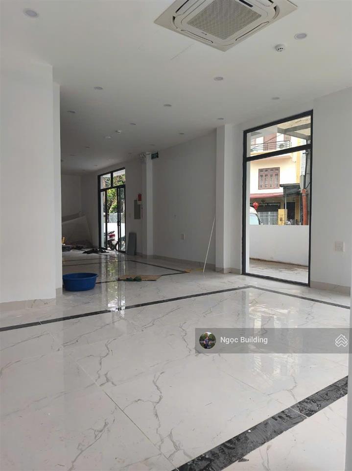 Chính chủ cho thuê nhà liền kề số 16d  a10 nguyễn chánh, cầu giấy. dt 130m x 5t. mt 20m. giá 69 tr