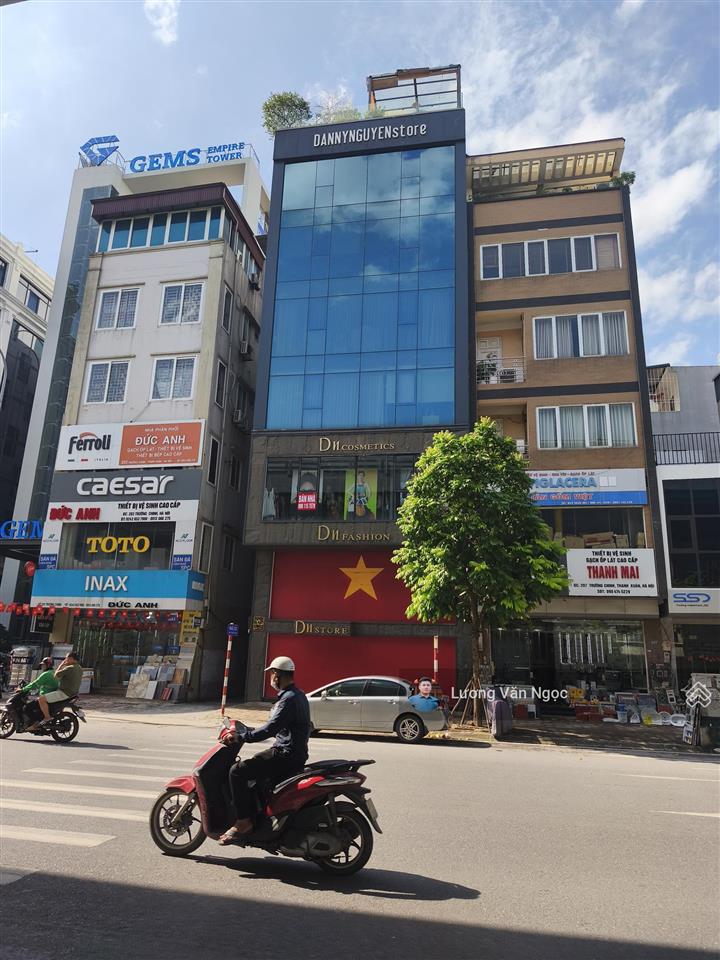 Chính chủ cho thuê nhà mặt phố số 111a trung hòa. phường yên hoà. dt 150m x 5t. giá 100 triệu