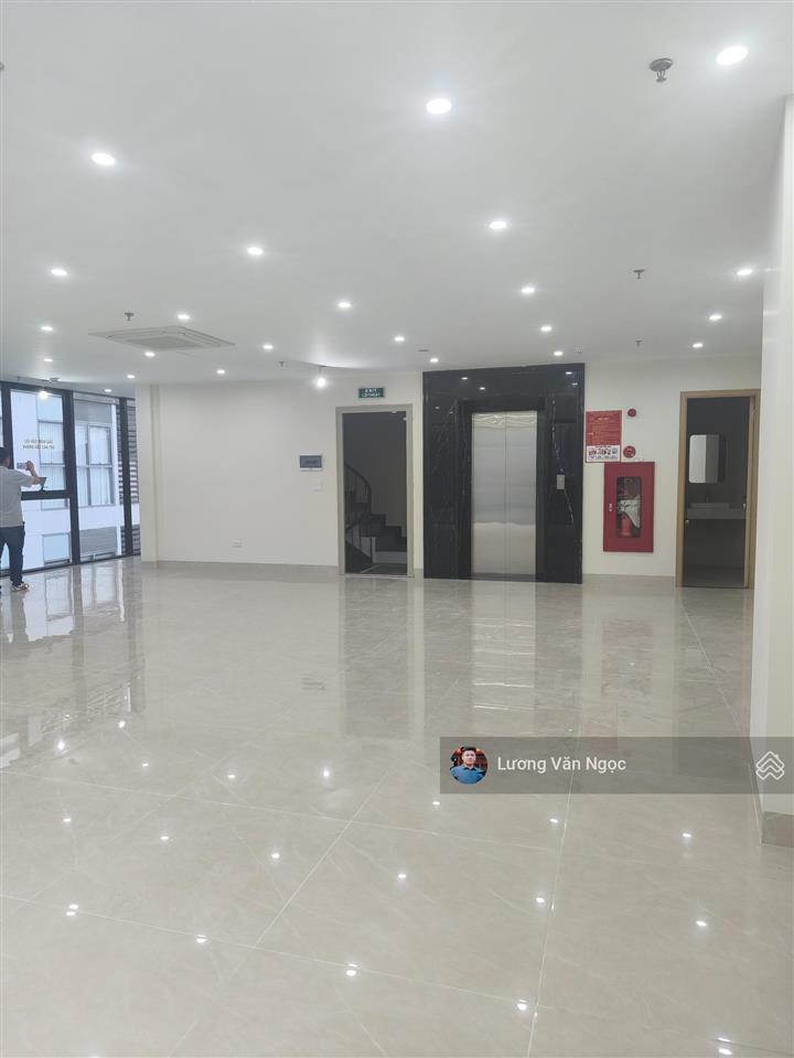 Chính chủ cho thuê tòa văn phòng trung yên 10, phường yên hòa. dt 100m2 x 8t. giá 80 triệu